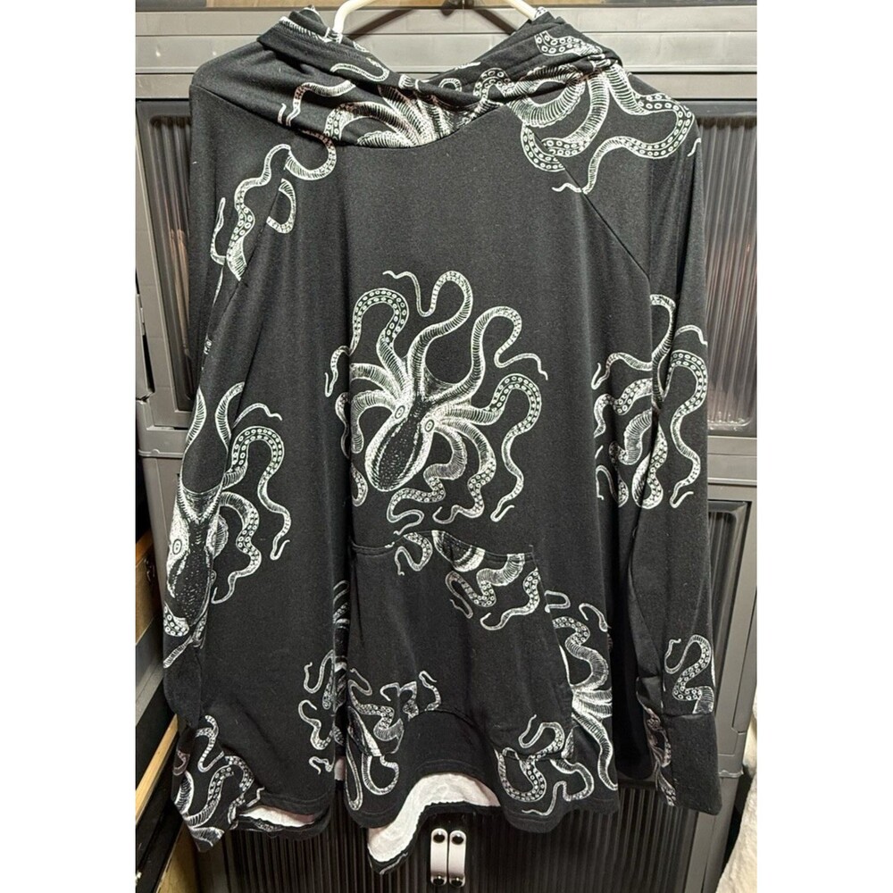 LuLaRoe Unicorn Amber Hoodie 3XL Black White Octopus Tentacle Plus Size EUC